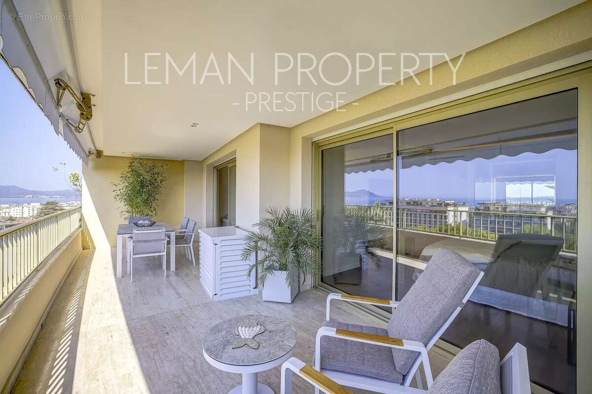 Appartement à CANNES