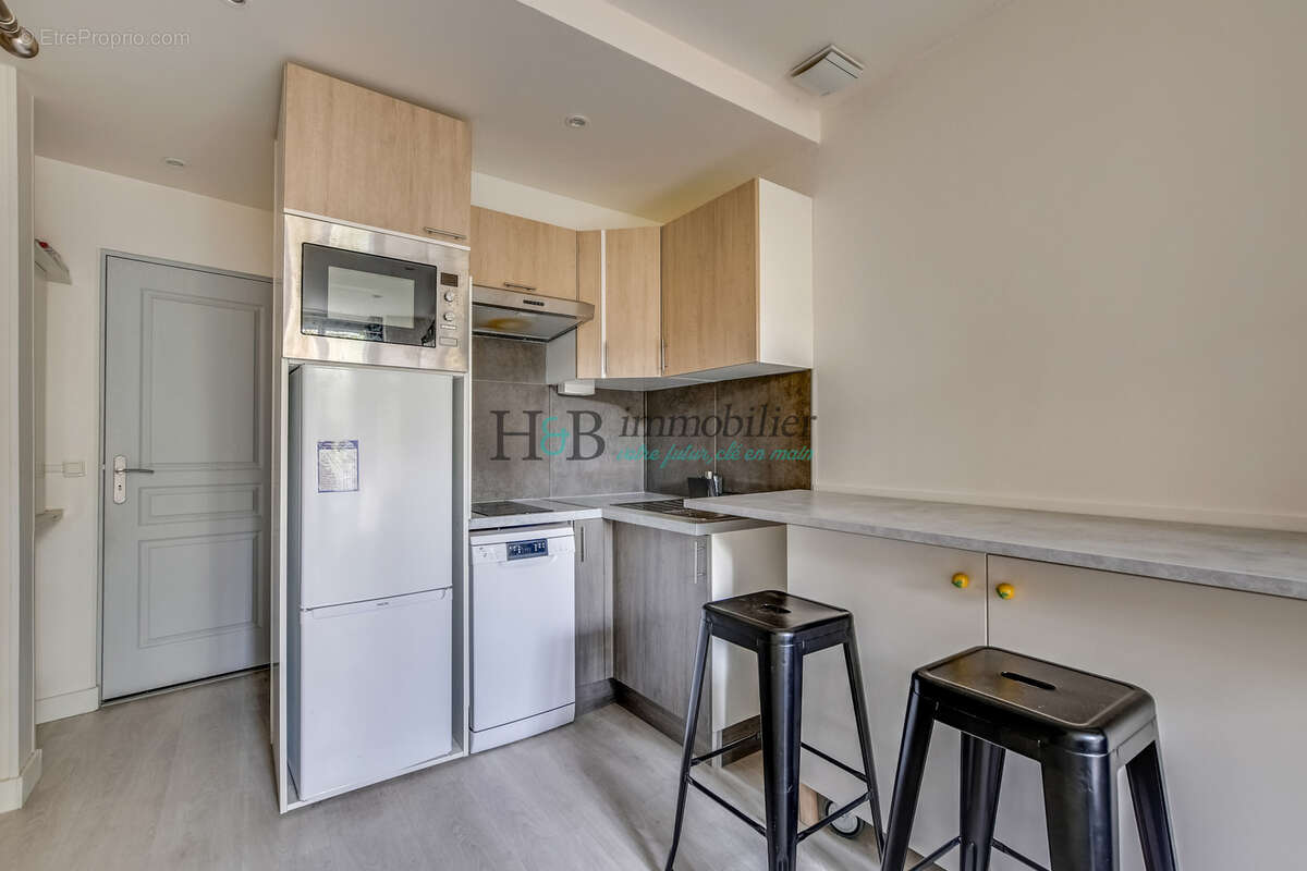 Appartement à PARIS-19E