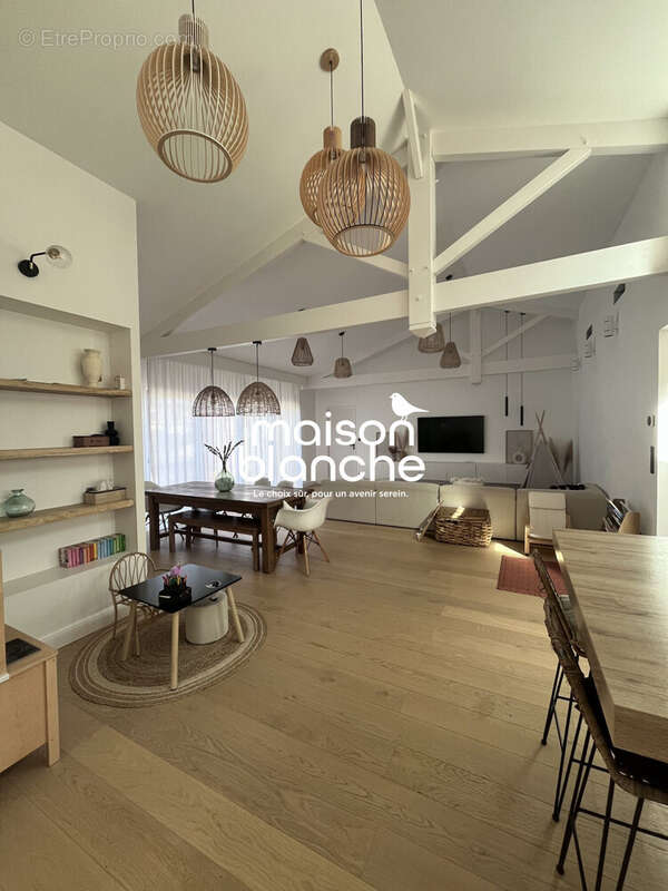 Maison à SAINT-DENIS-DE-PILE