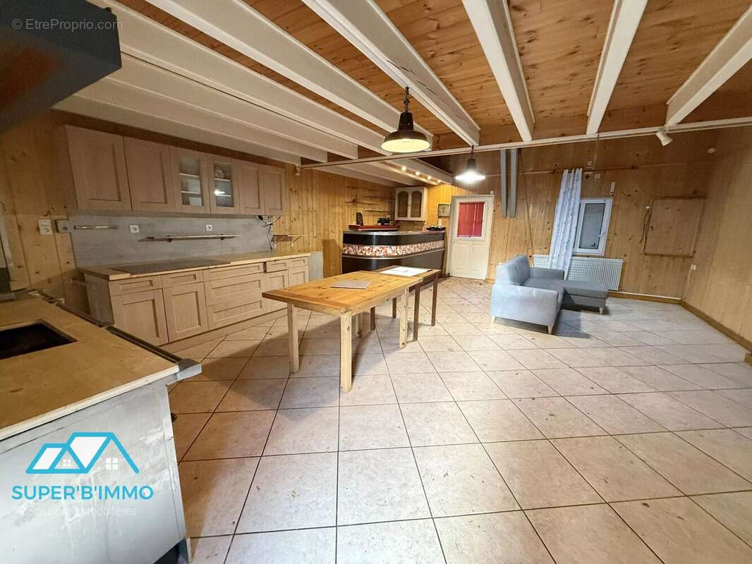 Appartement à VEZEZOUX