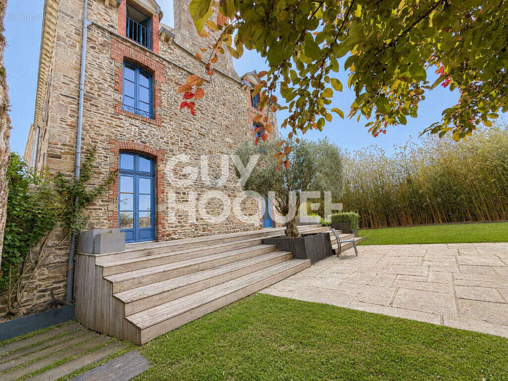 Maison à DOL-DE-BRETAGNE