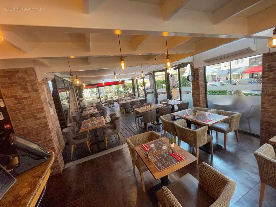 Cannes rue d antibes  brasserie restaurant - photo 5