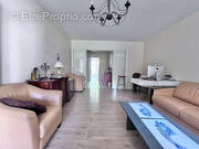 Appartement à PARIS-19E