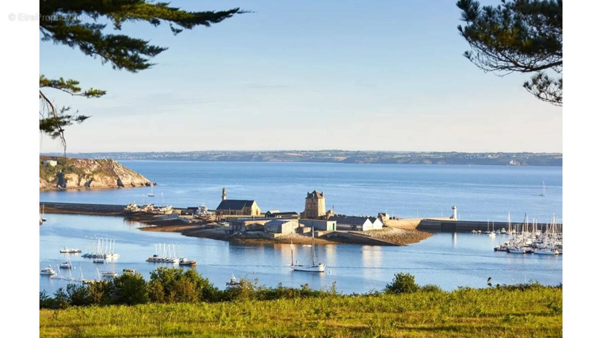 Appartement à CAMARET-SUR-MER