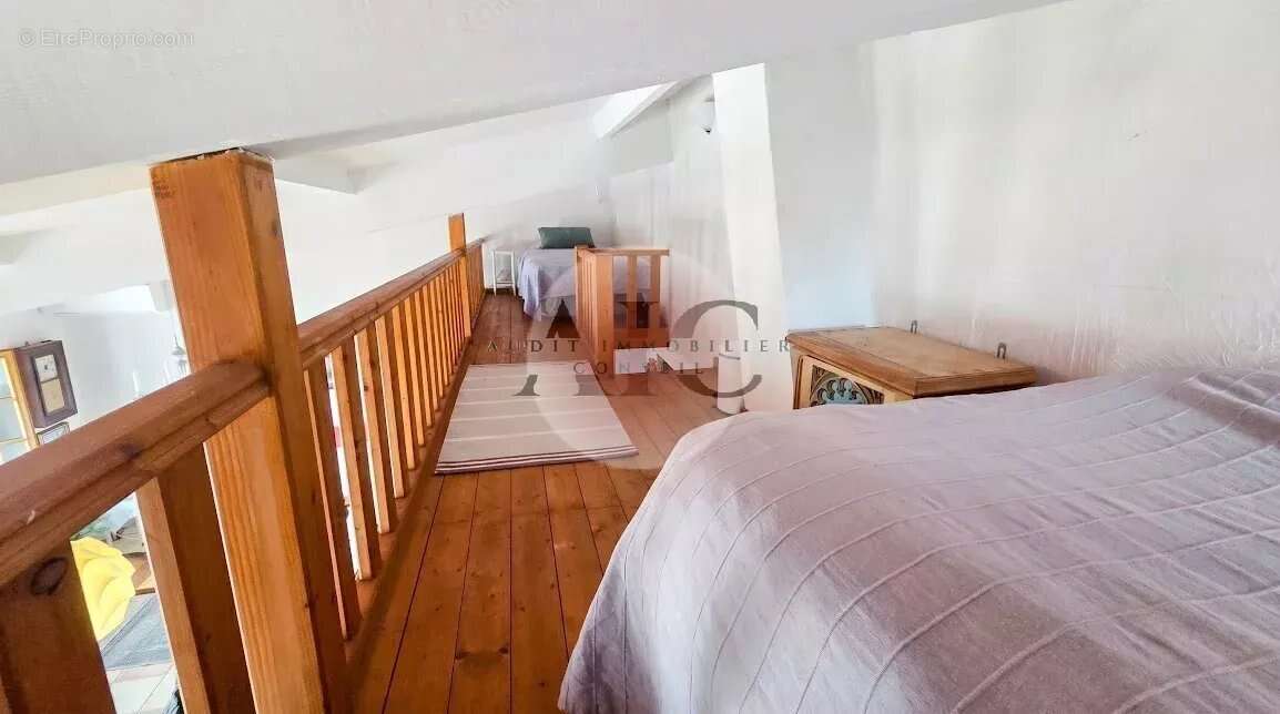 Appartement à FAYENCE
