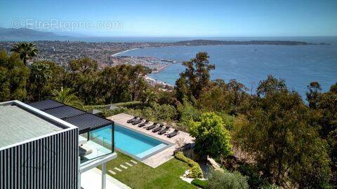 Maison à CANNES