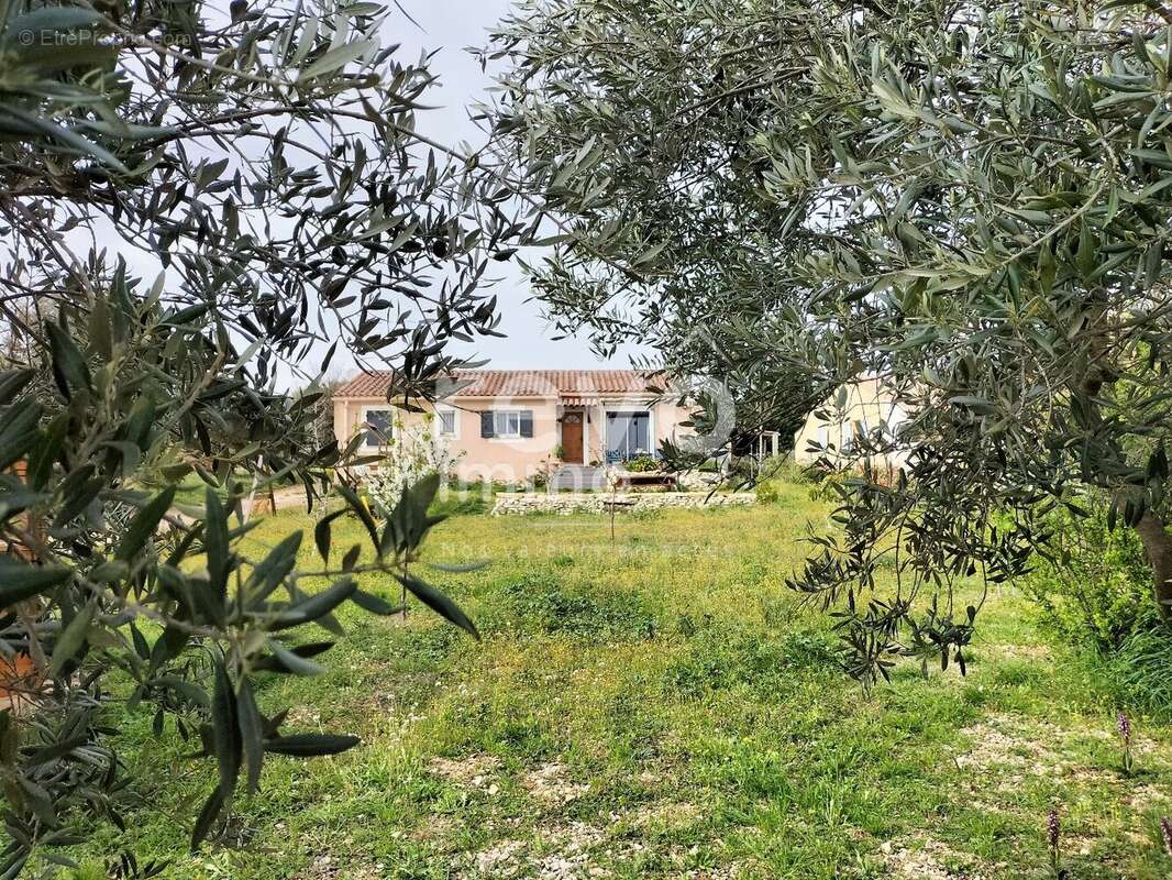 Maison à SAINT-MAURICE-SUR-EYGUES