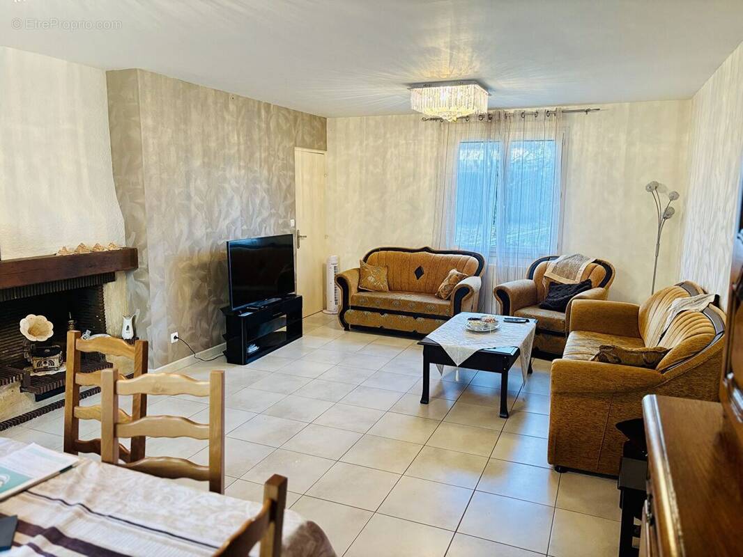 Maison à SAINT-GERMAIN-DU-CORBEIS