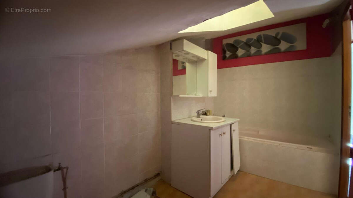 Maison à LEZIGNAN-CORBIERES