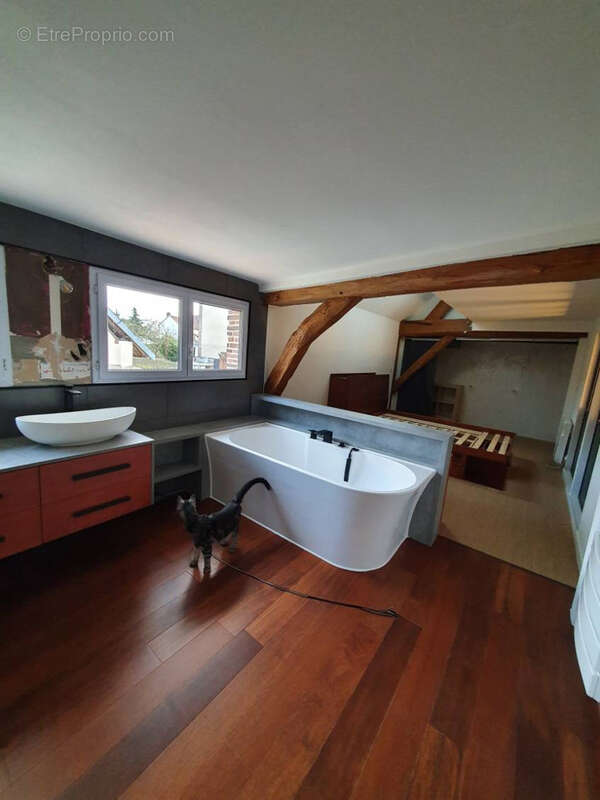 Maison à ROMILLY-SUR-SEINE