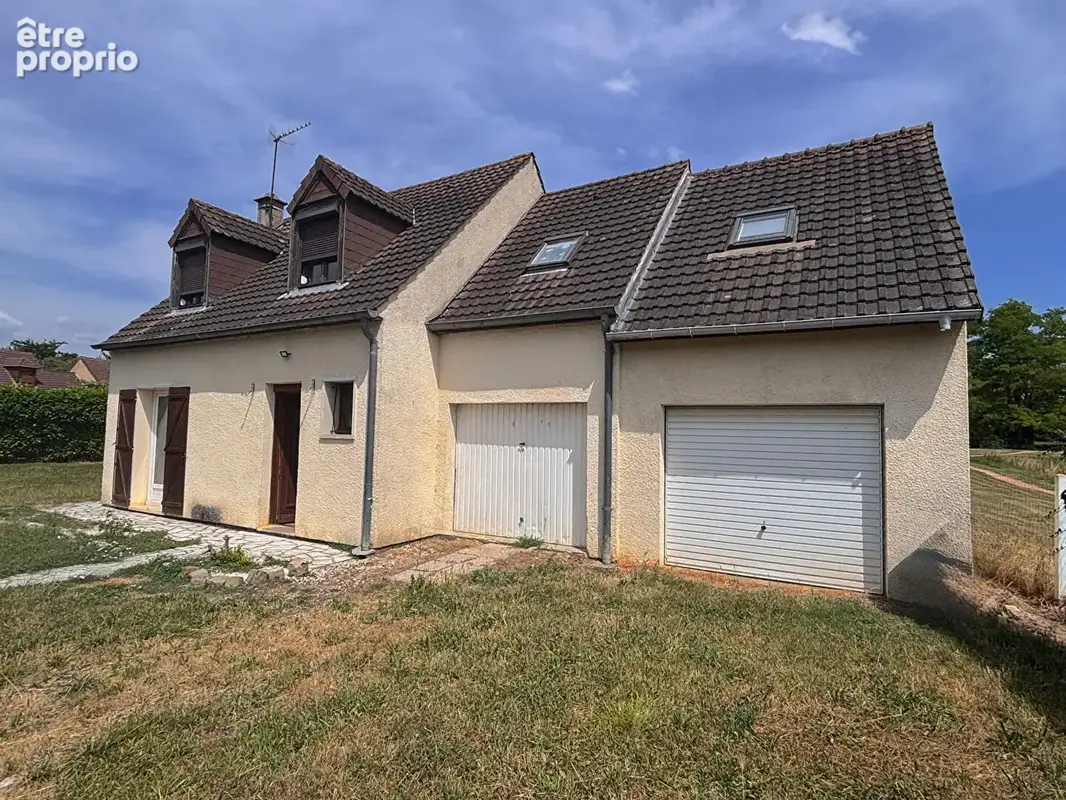 Maison à AUBEVOYE