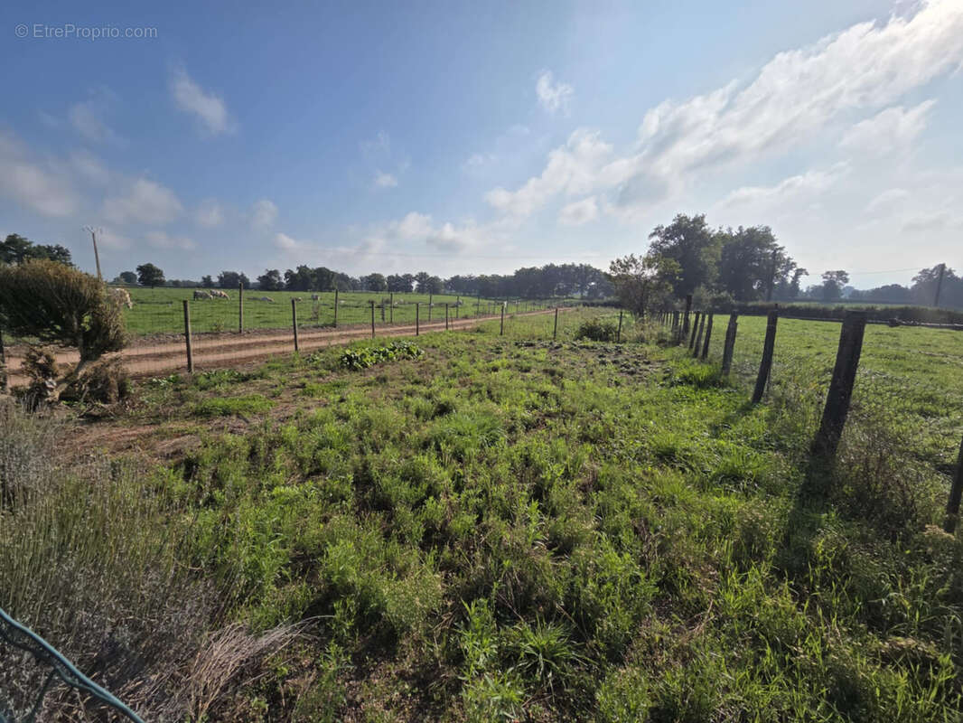 Maison à SAIL-LES-BAINS