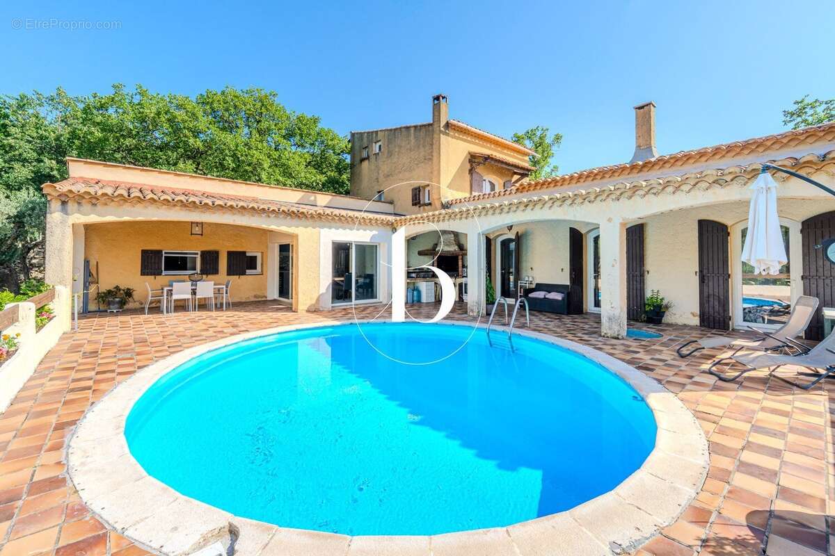 Maison 130 m² à Saint-Michel-D'euzet  - photo 7