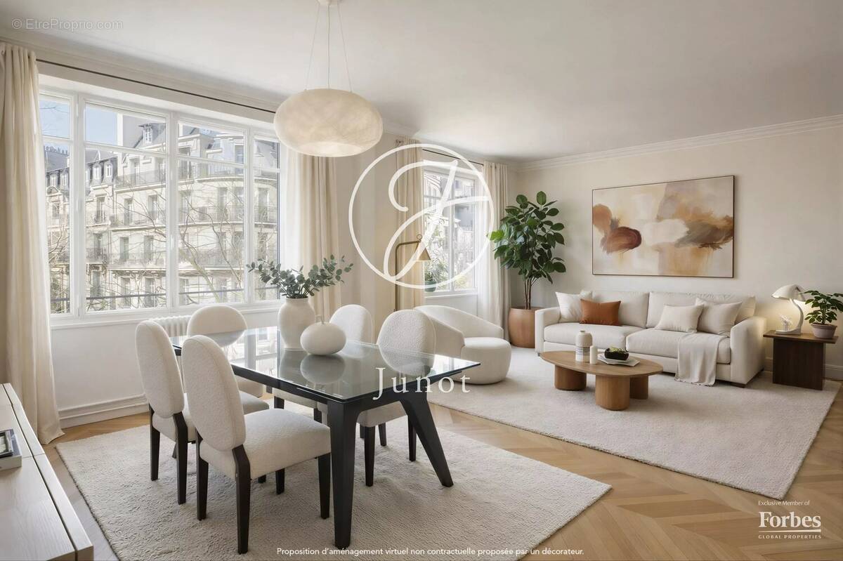 Appartement à PARIS-16E