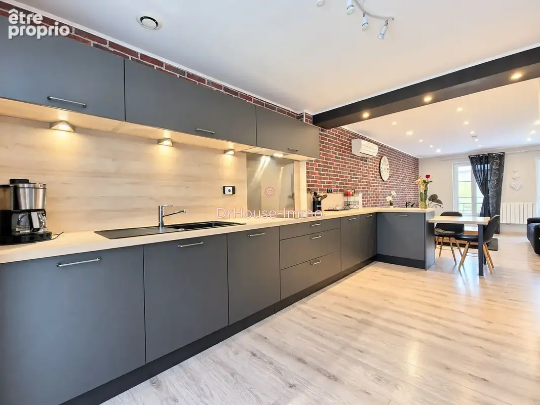 Appartement 6 pièces 105 m² à vendre à Chalon-Sur-Saone (71100) - photo 3
