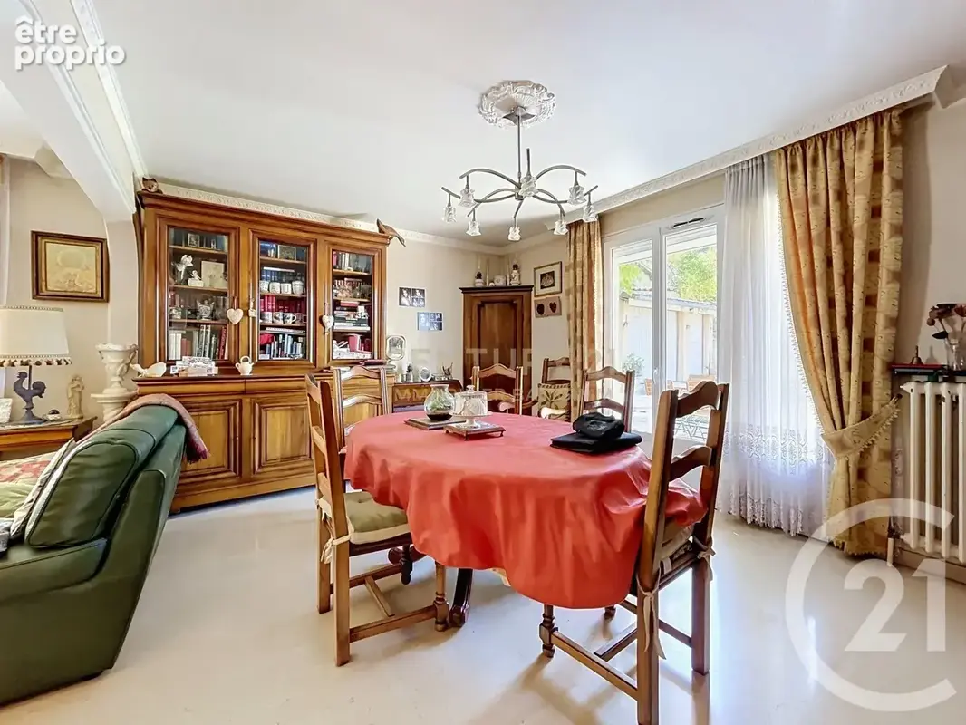 Maison 6 pièces 161 m² à vendre à Bourgoin-Jallieu (38300) - photo 8