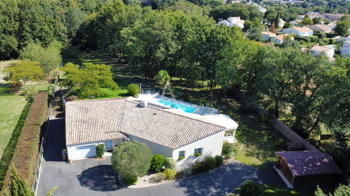 Maison à TALMONT-SAINT-HILAIRE
