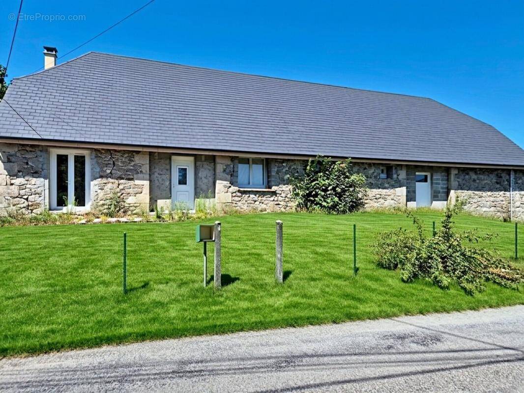 Maison à ROSIERS-D'EGLETONS
