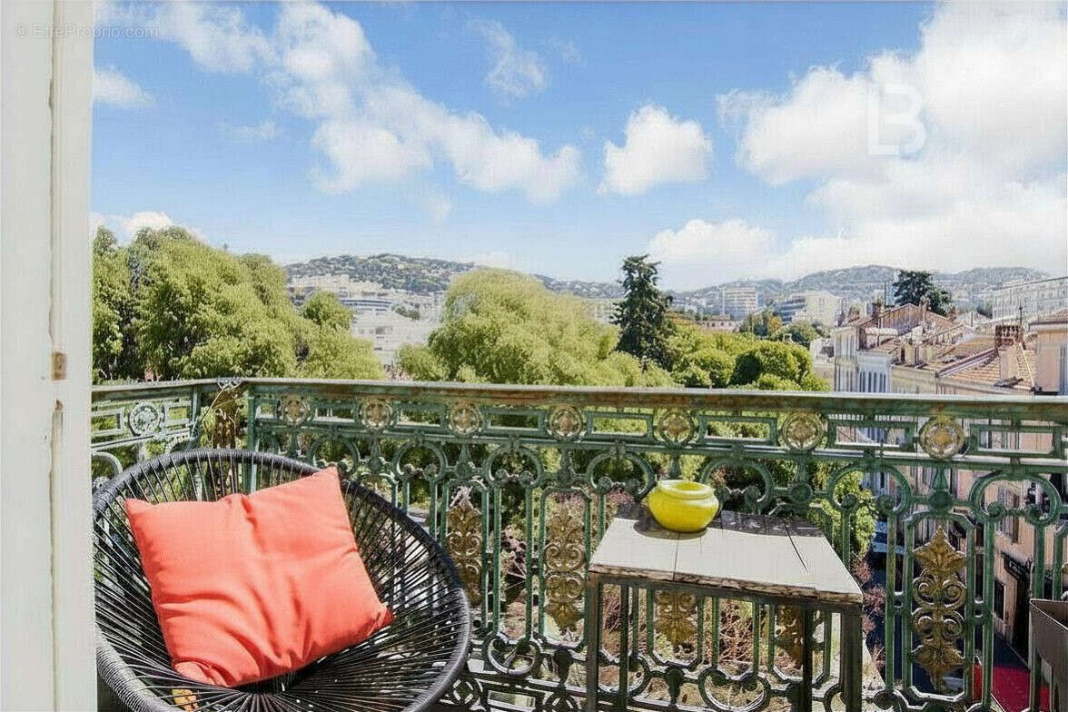 Appartement à CANNES