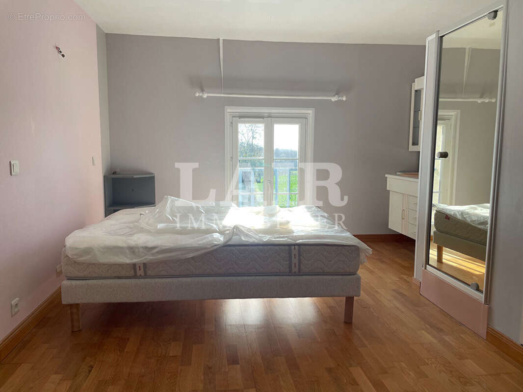 Maison à LE GUE-DE-LA-CHAINE