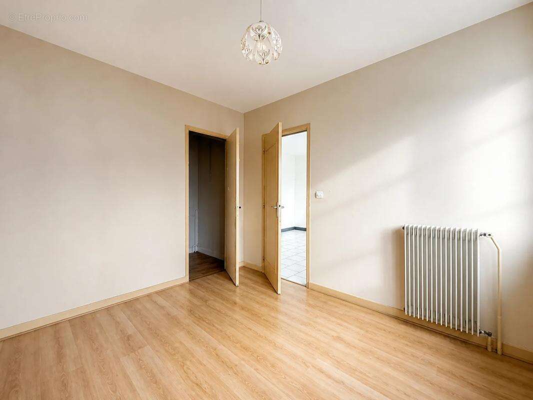 Appartement de 3 pièces de 60 m² à Yerres - photo 8