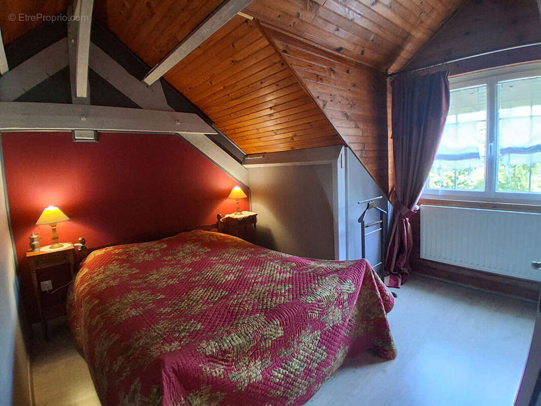 Maison à CHATILLON-LES-SONS