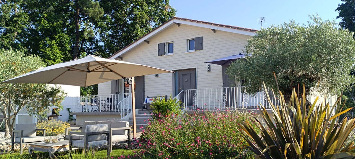 Maison à SAINT-GEORGES-DE-DIDONNE