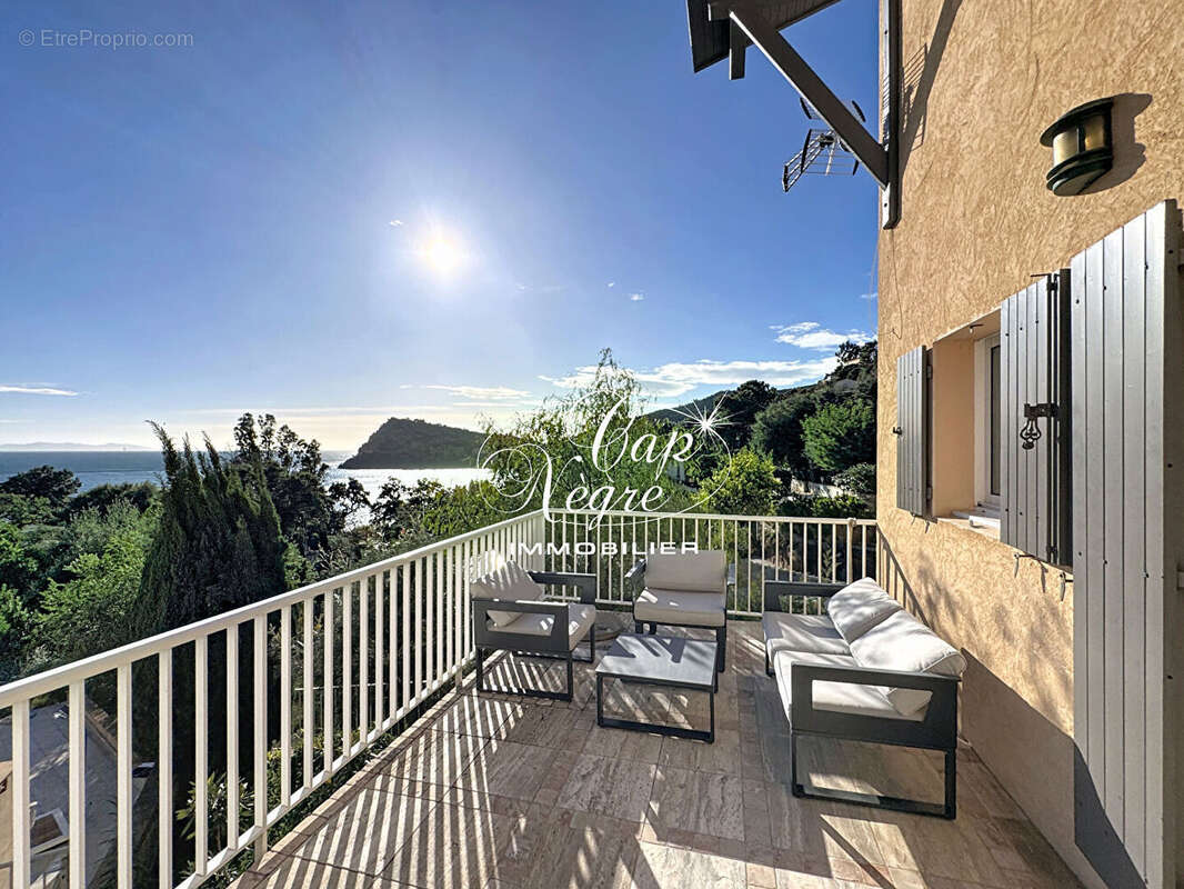 Maison à RAYOL-CANADEL-SUR-MER