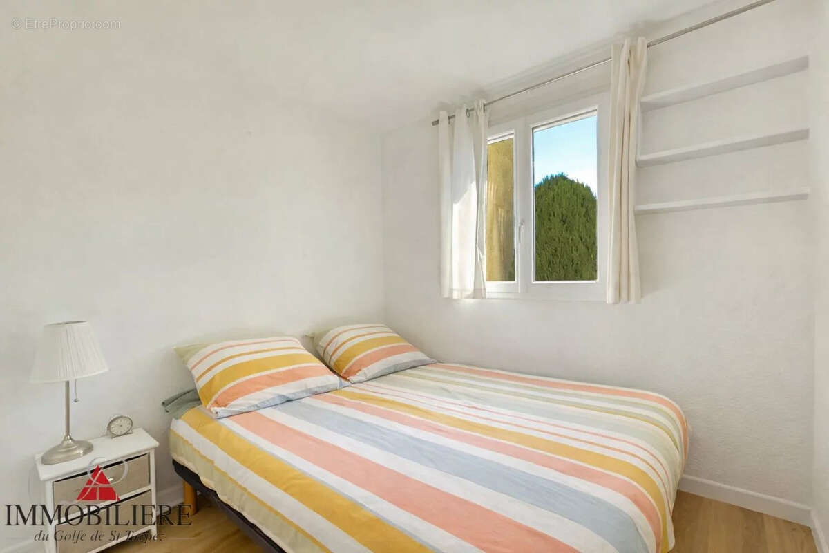 Appartement à COGOLIN