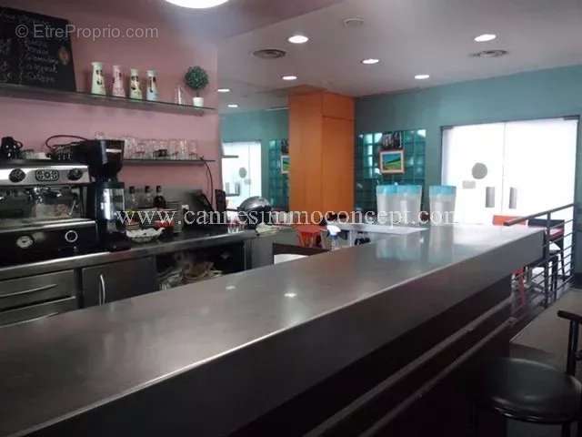 Commerce à MARSEILLE-6E