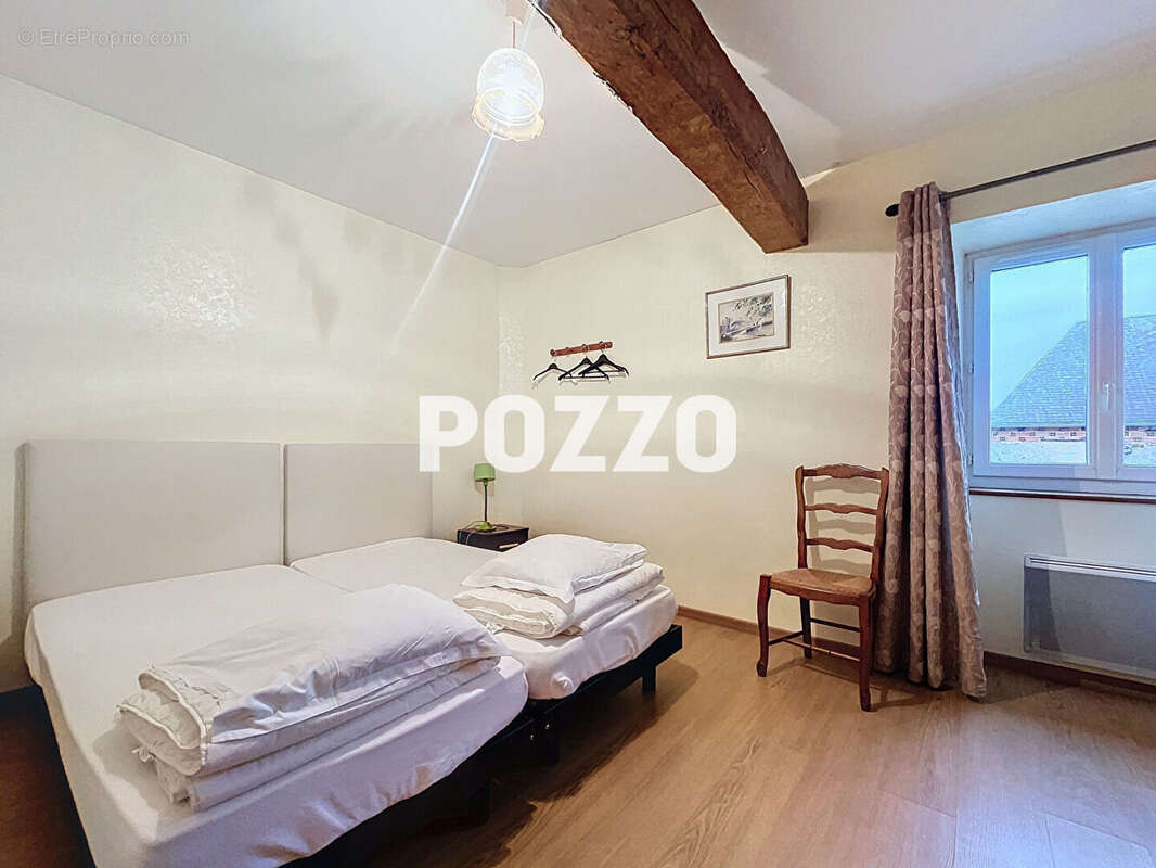 Maison à SAINT-SAUVEUR-LENDELIN