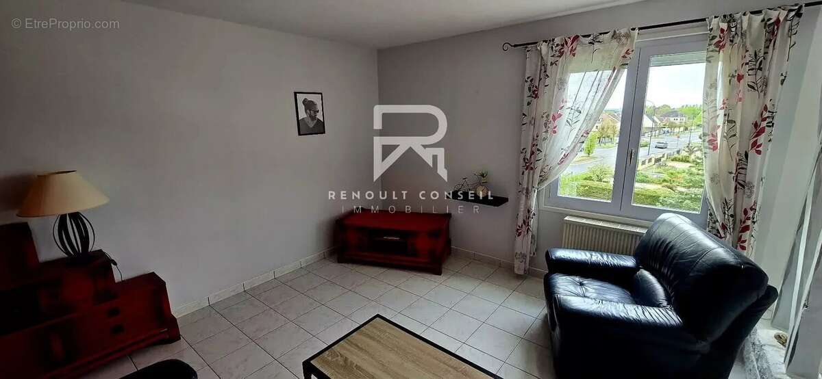 Appartement à LES DAMPS