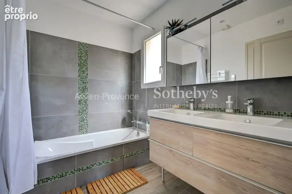 Villa familiale secteur prisé et résidentiel - photo 16