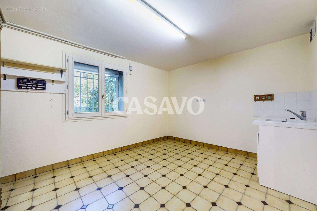 Maison à REVEL-TOURDAN