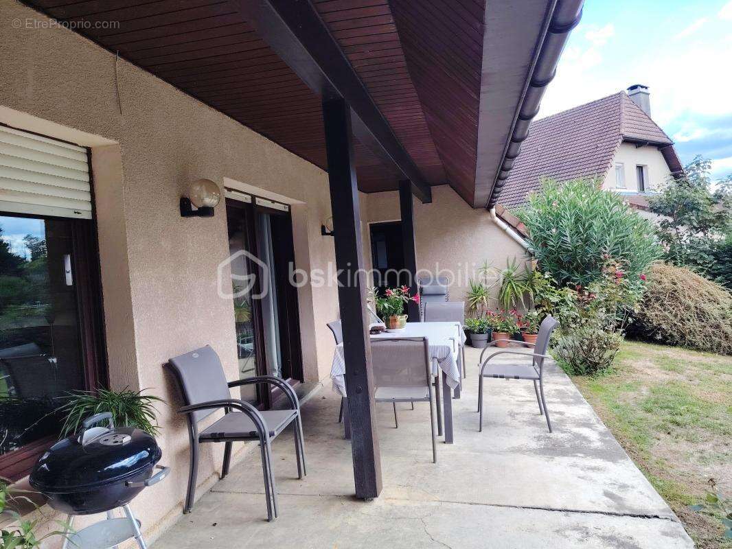 Maison à SERRES-CASTET