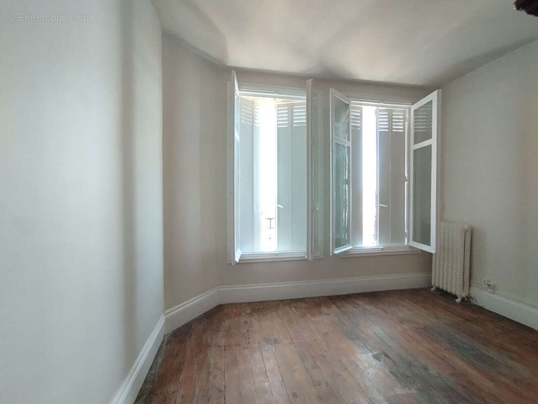 Appartement à COGNAC