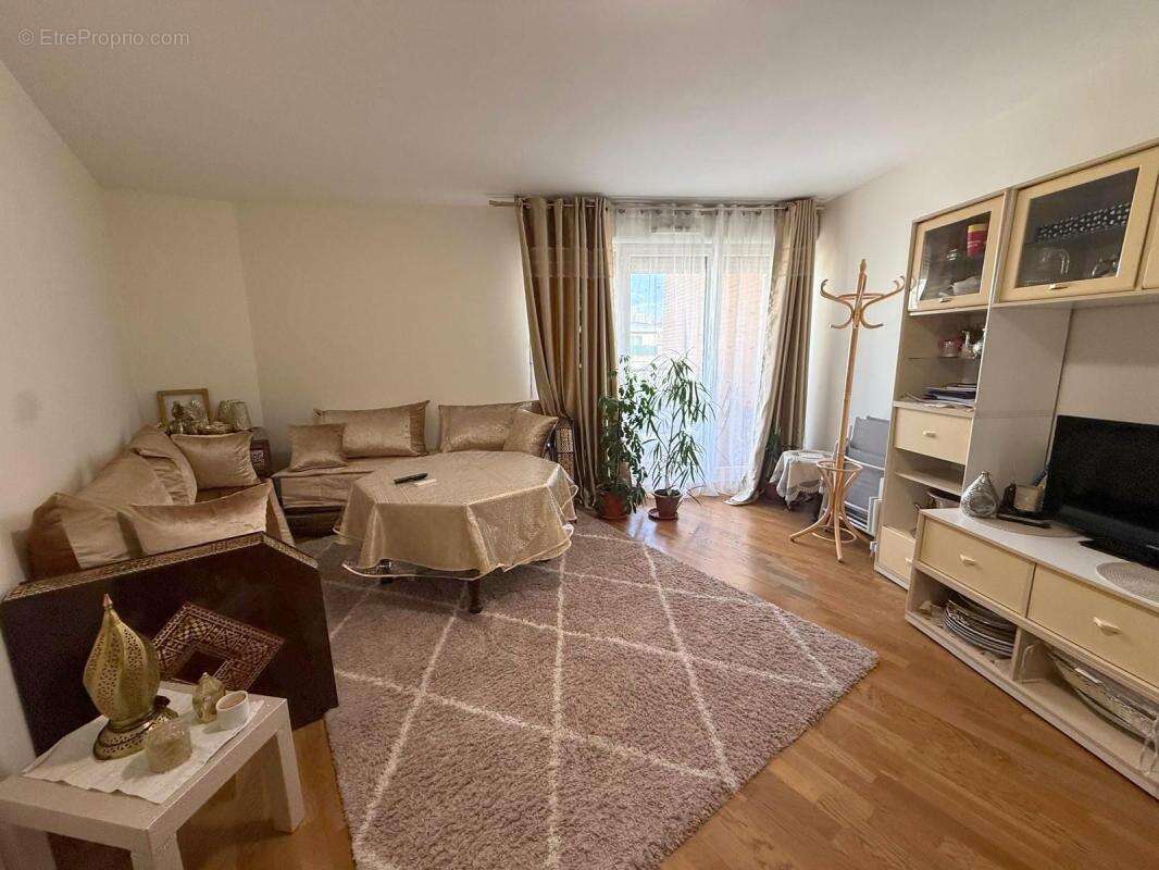 Appartement à BOBIGNY