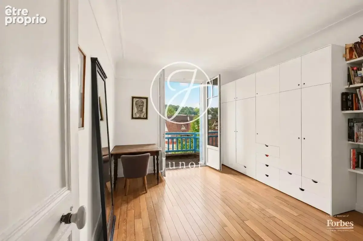 Ville-d'Avray - CÔTE D'ARGENT - Maison de 171 m² - Terrain de 370 m² - photo 17