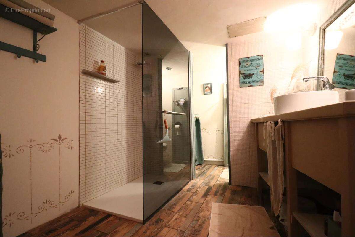 Maison à SAINTE-FOY-LA-LONGUE