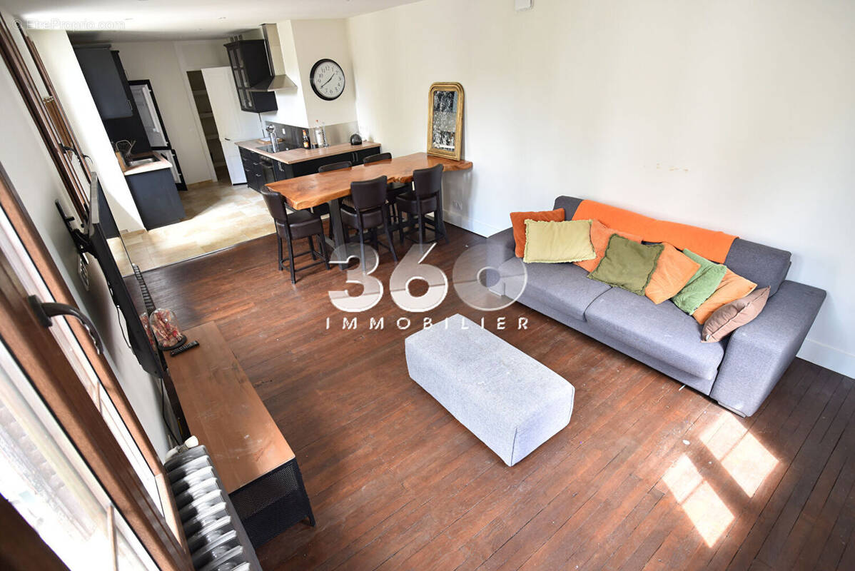 Appartement à AIX-LES-BAINS