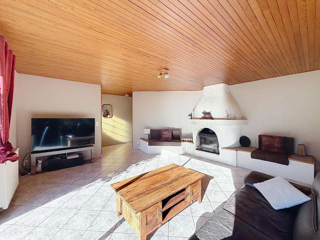 Photo 8 - Maison à TOSSE