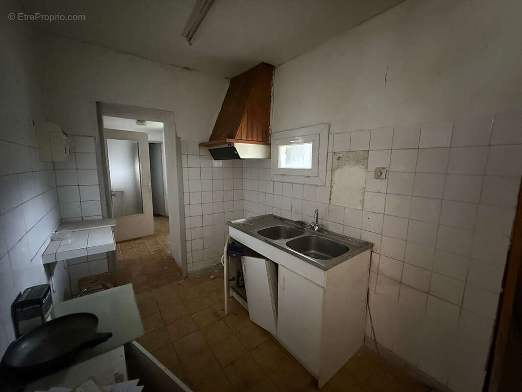 Maison à CHEZAL-BENOIT