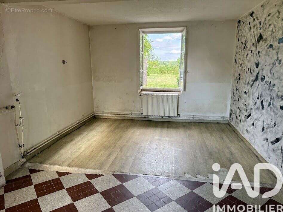 Maison 62 m² à Saulzais-Le-Potier  - photo 5