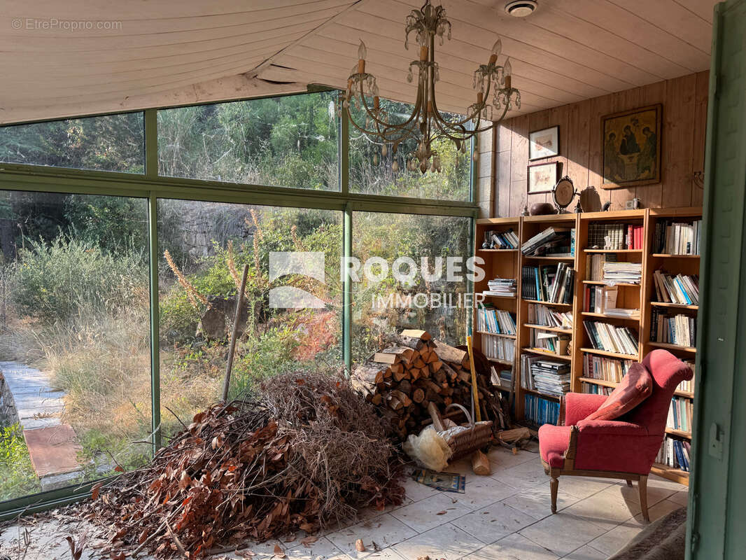 Lodève sur les hauteurs, Villa d'une surface total de 108 m2 sur 2160 m2 de terrain, belle vue - photo 9