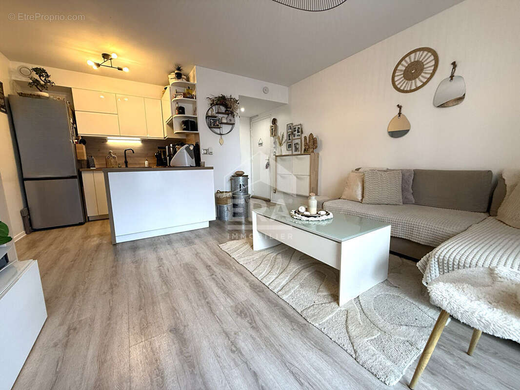 Appartement à BRIE-COMTE-ROBERT