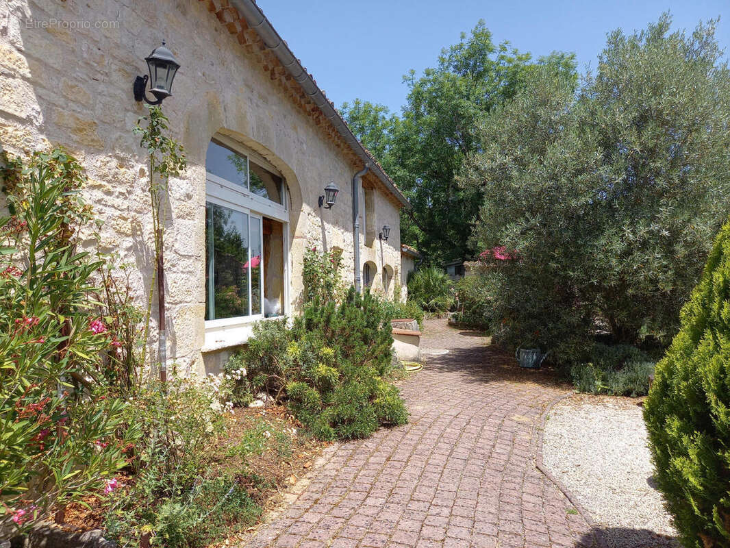 façade - Maison à ARCAMBAL