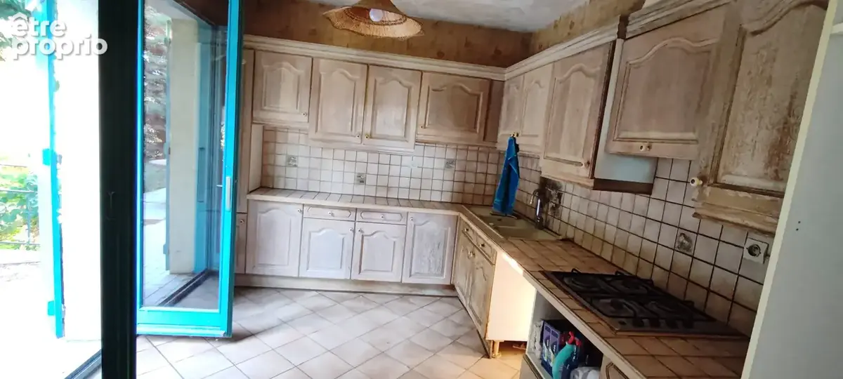 Maison plain-pied + sous-sol complet - 07410 SAINT-FELICIEN - photo 9