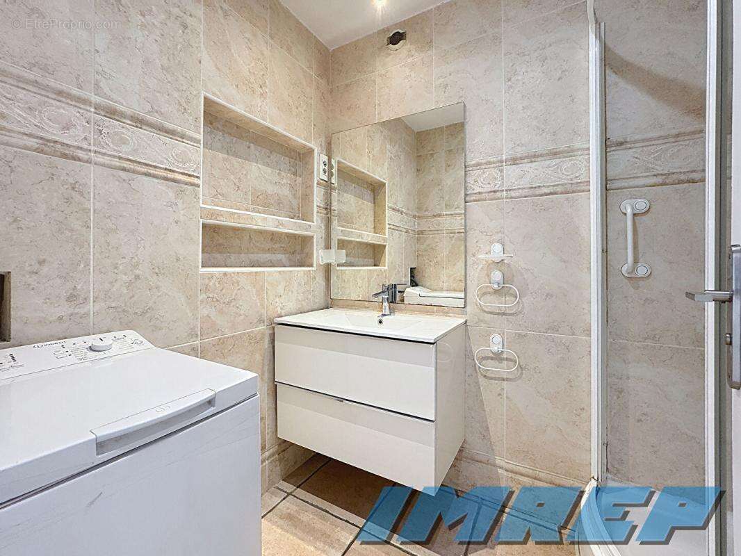 Appartement à MARSEILLE-7E