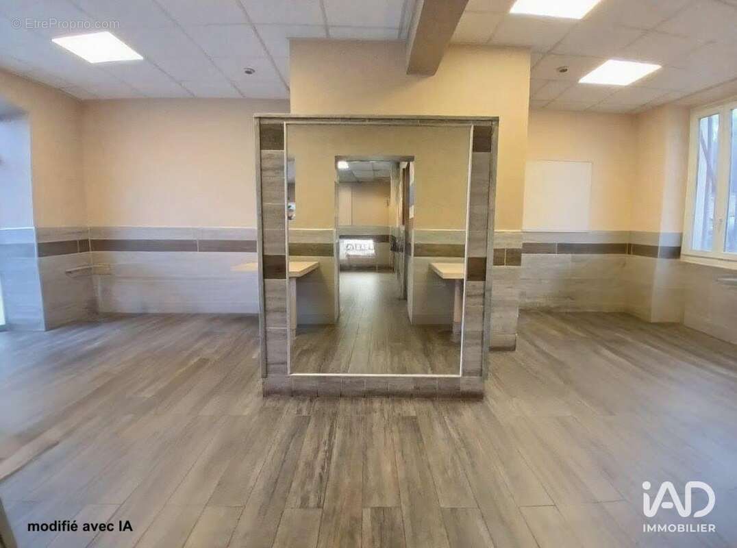 Photo 5 - Commerce à MELUN