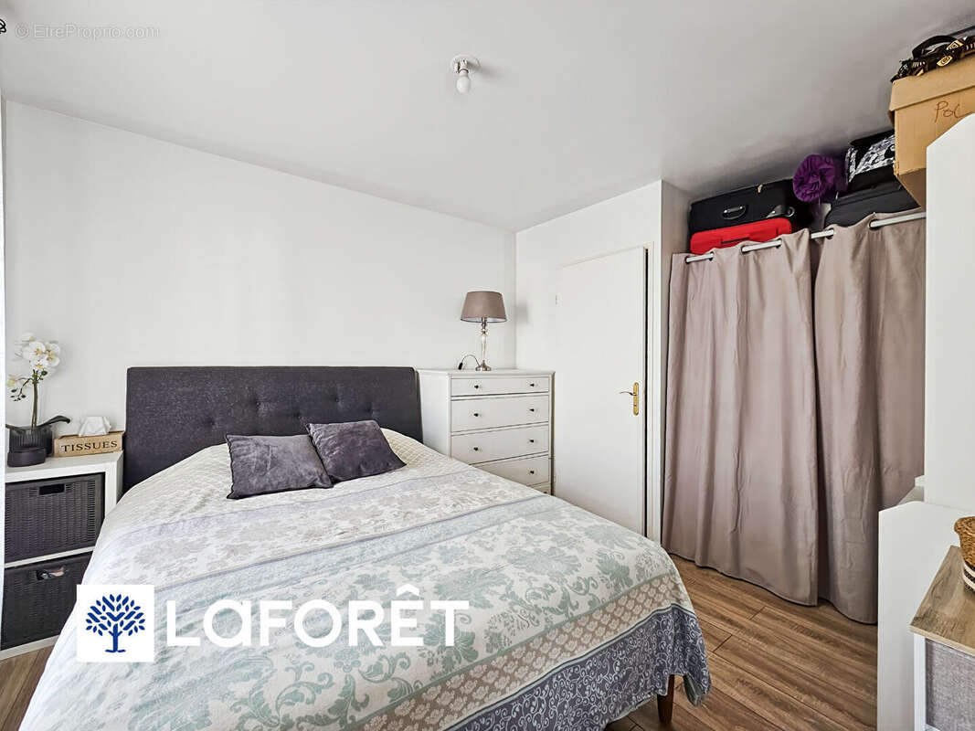 Appartement à CORBEIL-ESSONNES